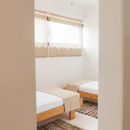 Maria's Traditional Apartment *