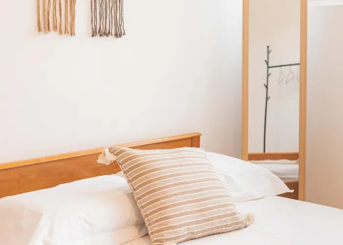 Maria's Traditional * Asklipiion