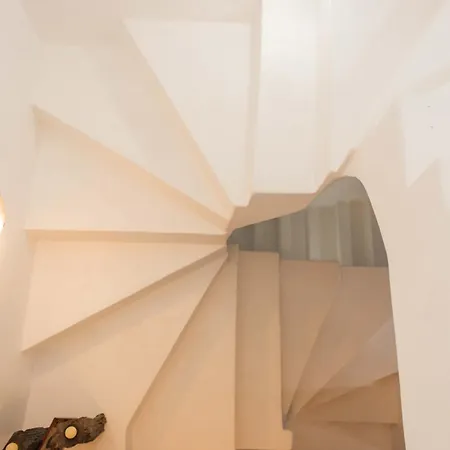 Maria's Traditional Asklipiḯon